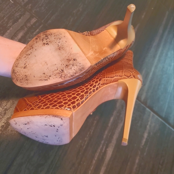 Booties - Picture 3 of 5